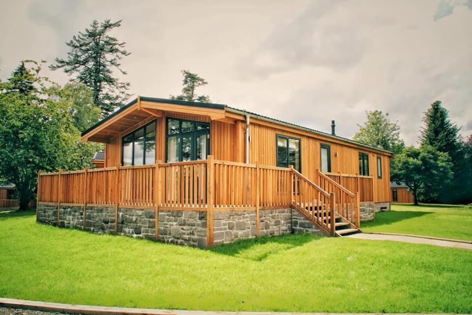 Skyline Lodge Loch Lomond Castle Lodges Balloch Kültér fotó